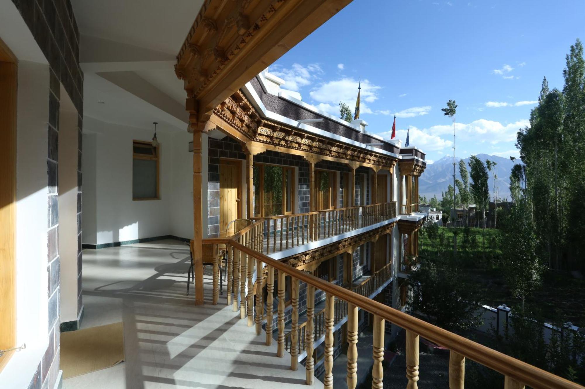 Hotel Lhalingkha Leh Exterior foto