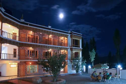 Hotel Lhalingkha Leh Exterior foto